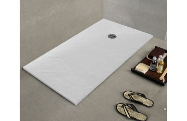 Les avantages d'un receveur de douche Centuria Stone MOLDCOM dans une salle de bains moderne et pratique